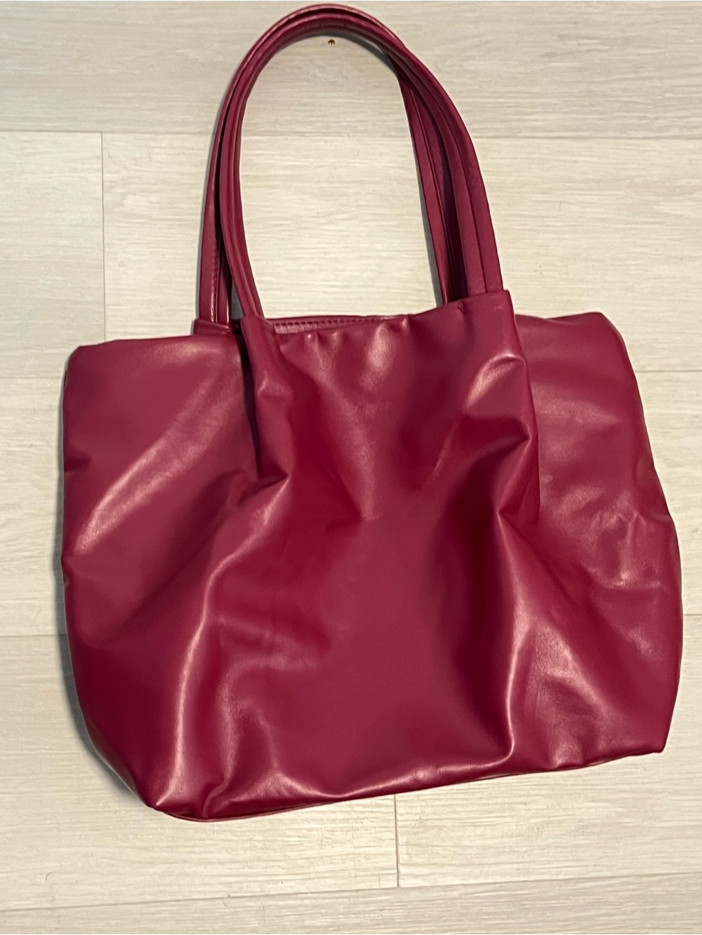 Stylish Wine Red Tote Bag - Classic Everyday Carry